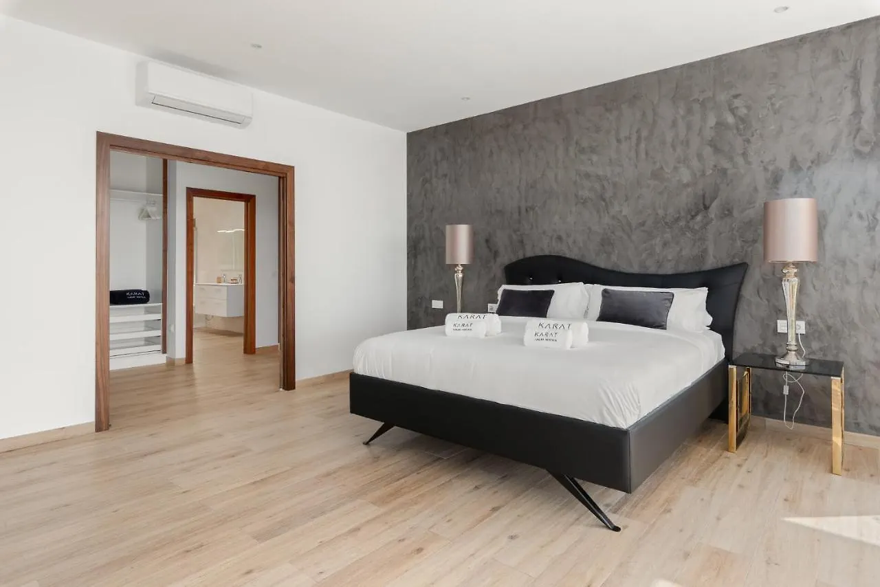 Karat Royal White Villa Costa Adeje