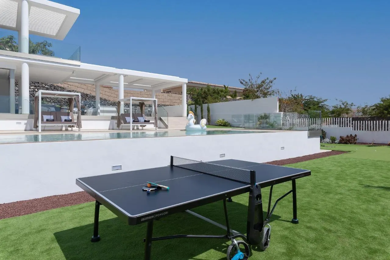 Karat Royal White Villa Costa Adeje