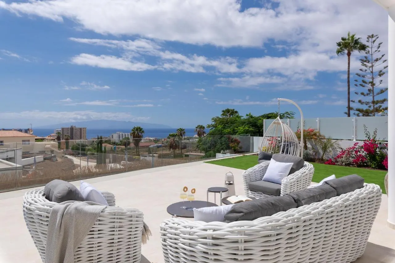 Karat Royal White Villa Costa Adeje